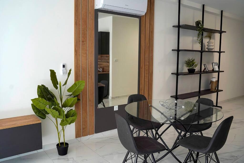 Luxurious Apartment Next To The Sea Gzira Exterior photo